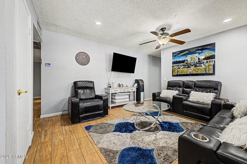 6021 N 10th St, Phoenix, AZ 85014
