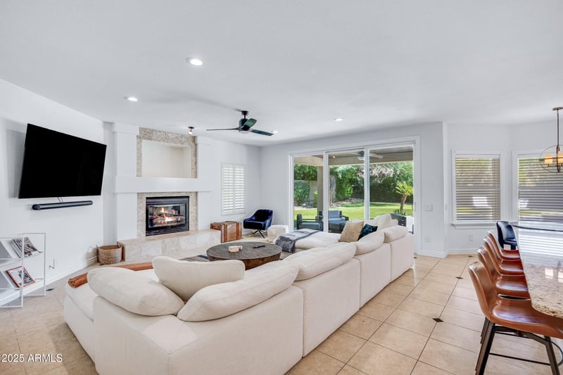 6021 Phelps Rd, Scottsdale, AZ 85254