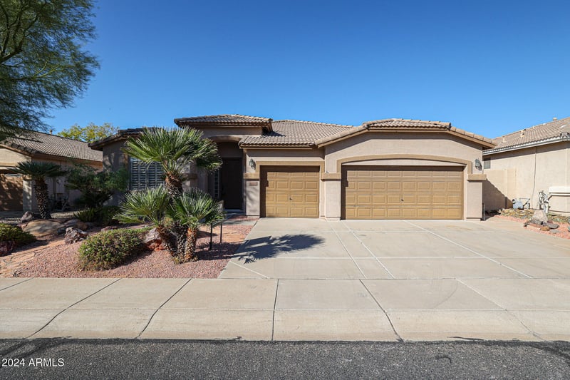 6022 Oberlin Way, Phoenix, AZ 85083