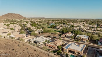 6022 Robin Ln, Glendale, AZ 85310