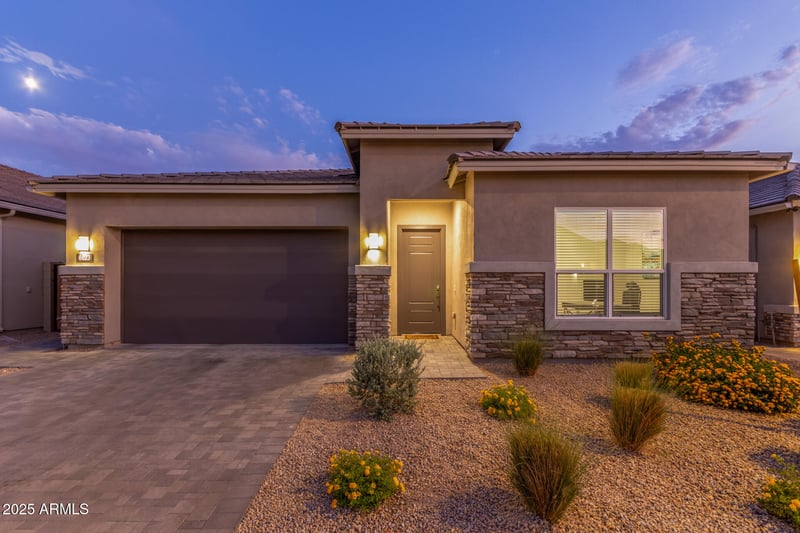 6023 Sinclair St, Phoenix, AZ 85054