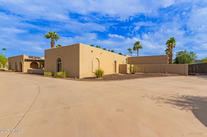 6023 Turquoise Ave, Paradise Valley, AZ 85253