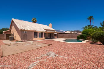 6023 Blackhawk Dr, Glendale, AZ 85308
