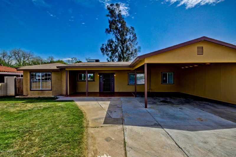 6025 W Ocotillo Rd, Glendale, AZ 85301