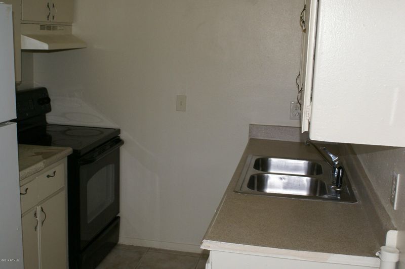 6025 W Oregon Ave, Glendale, AZ 85301