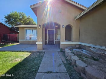 6027 Roanoke Ave, Phoenix, AZ 85035