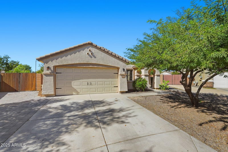 6028 Connie Ln, Gilbert, AZ 85298