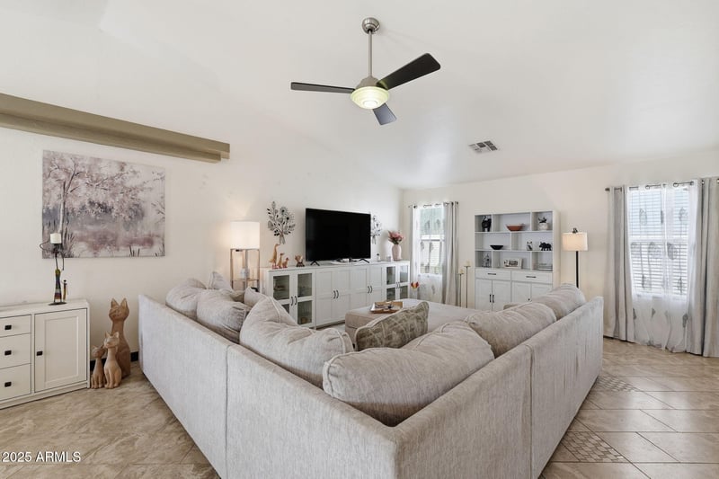 6028 Connie Ln, Gilbert, AZ 85298