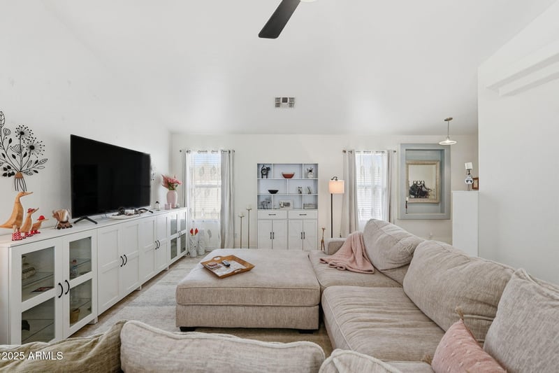 6028 Connie Ln, Gilbert, AZ 85298