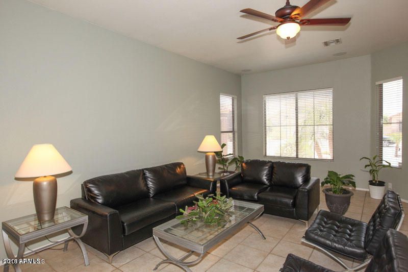 6028 W Sack Dr, Glendale, AZ 85308