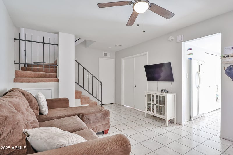 603 4th St #D, Avondale, AZ 85323