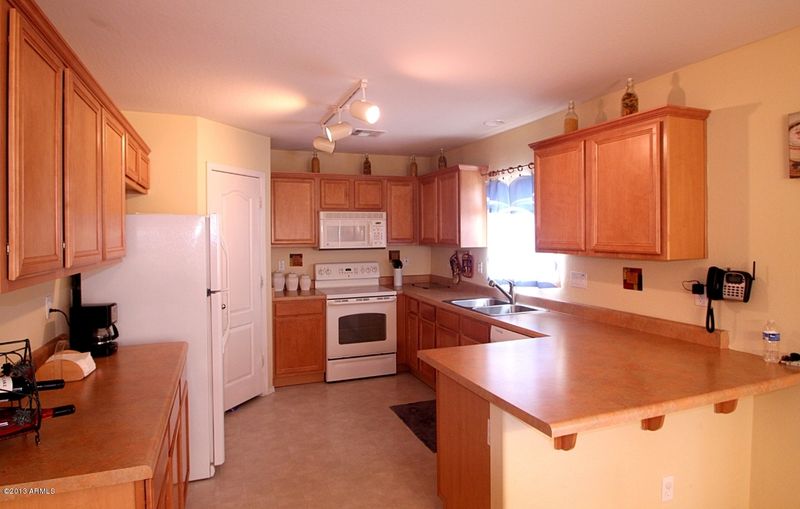 603 S 167th Dr, Goodyear, AZ 85338