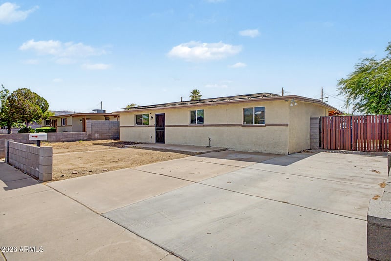 6030 S 19th Pl, Phoenix, AZ 85042