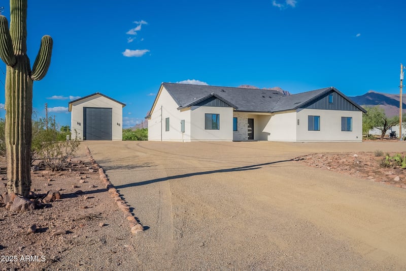 6030 Southern Ave, Apache Junction, AZ 85119