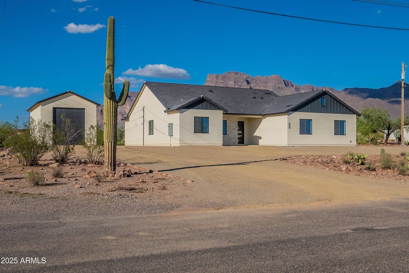 6030 Southern Ave, Apache Junction, AZ 85119