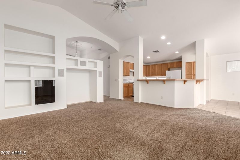 6032 S Danielson Way, Chandler, AZ 85249