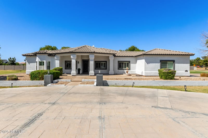 6034 173rd St, Gilbert, AZ 85298