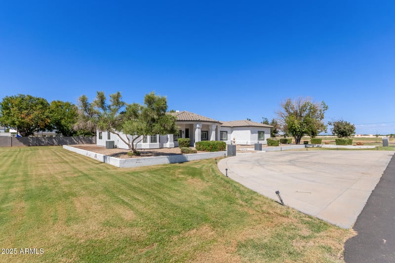 6034 173rd St, Gilbert, AZ 85298