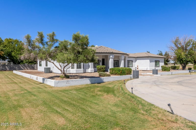 6034 173rd St, Gilbert, AZ 85298