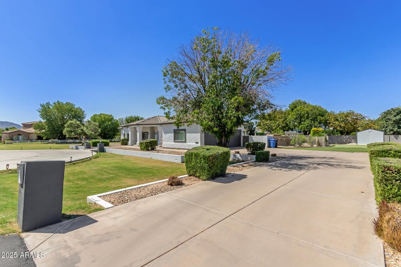 6034 173rd St, Gilbert, AZ 85298