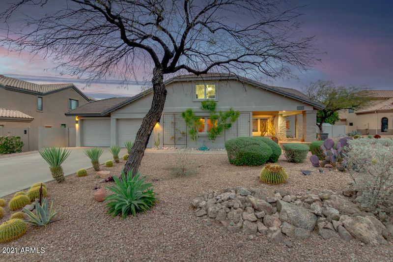 6034 E Vermillion Cir, Mesa, AZ 85215