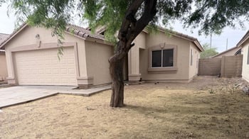 6037 Southgate Ave, Phoenix, AZ 85043