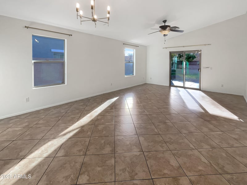 6038 Connie Ln, Gilbert, AZ 85298