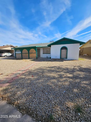 6039 73rd Ave, Glendale, AZ 85303