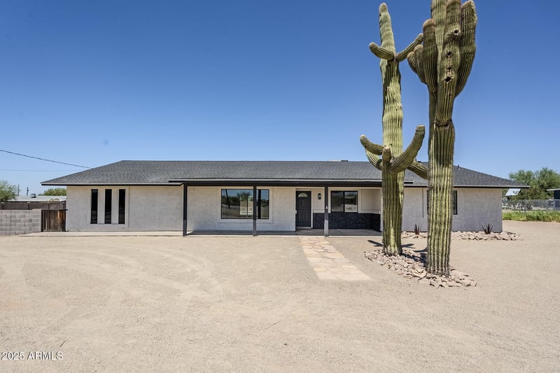 604 101st Pl, Mesa, AZ 85207