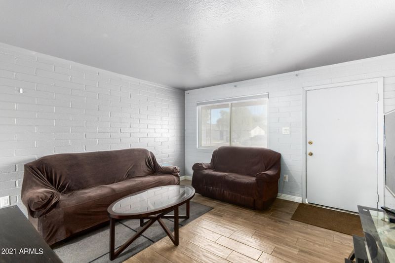 604 E Papago Dr, Tempe, AZ 85288