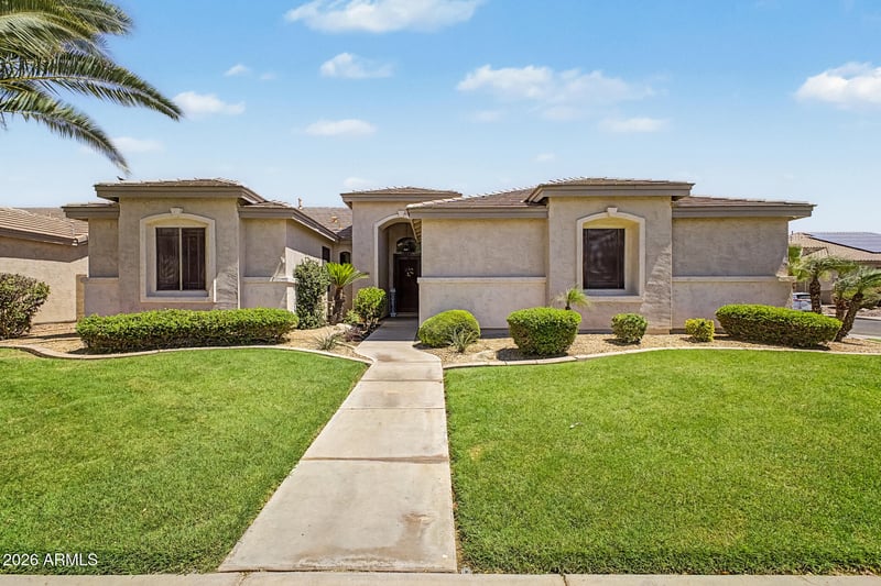 604 W Goldfinch Way, Chandler, AZ 85286