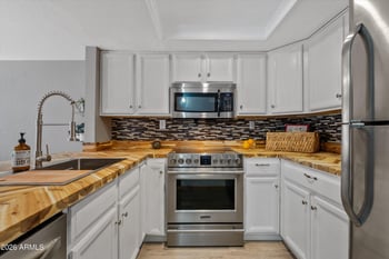 604 Weber Dr #18, Tempe, AZ 85288