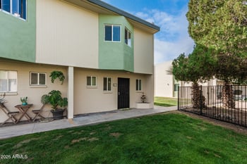 6040 15th St #27, Phoenix, AZ 85014