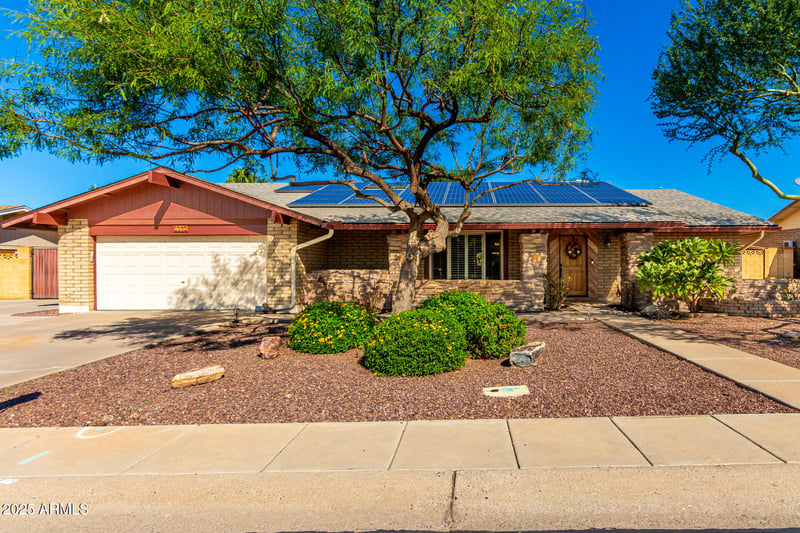 6042 Halifax St, Mesa, AZ 85205