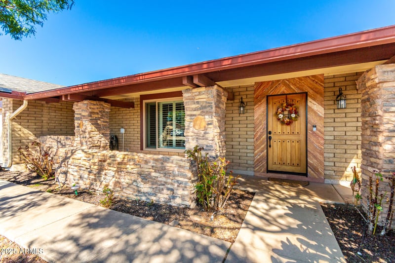 6042 Halifax St, Mesa, AZ 85205