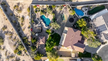 6042 Running Deer Trl, Phoenix, AZ 85083