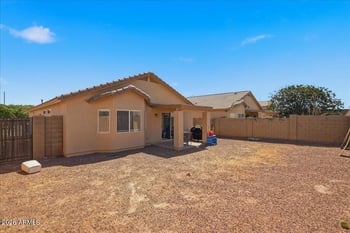 6042 Encinas Ln, Phoenix, AZ 85043