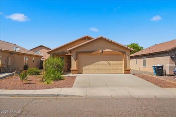 6042 Encinas Ln, Phoenix, AZ 85043