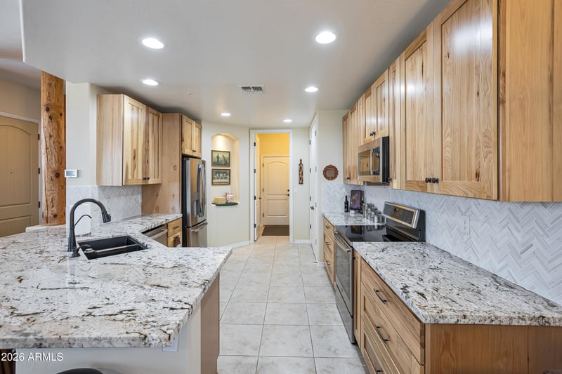 6043 Knolls Way, Cave Creek, AZ 85331