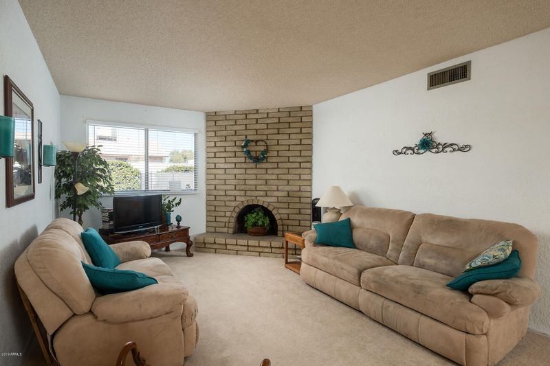 6044 E Evans Dr, Scottsdale, AZ 85254