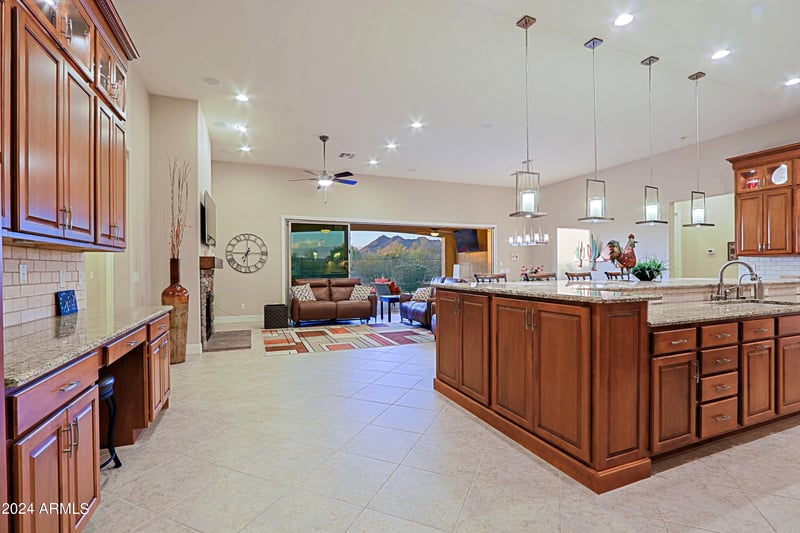 6044 Hodges St, Cave Creek, AZ 85331