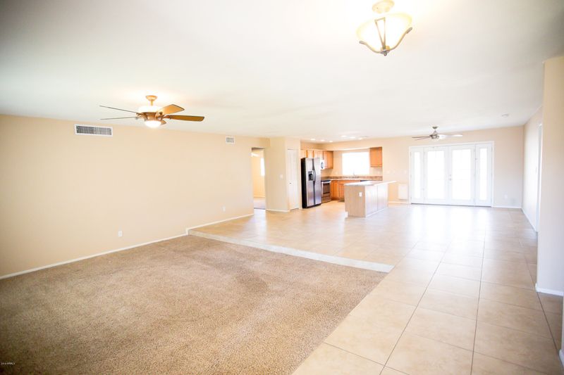 6044 W Mary Jane Ln, Glendale, AZ 85306