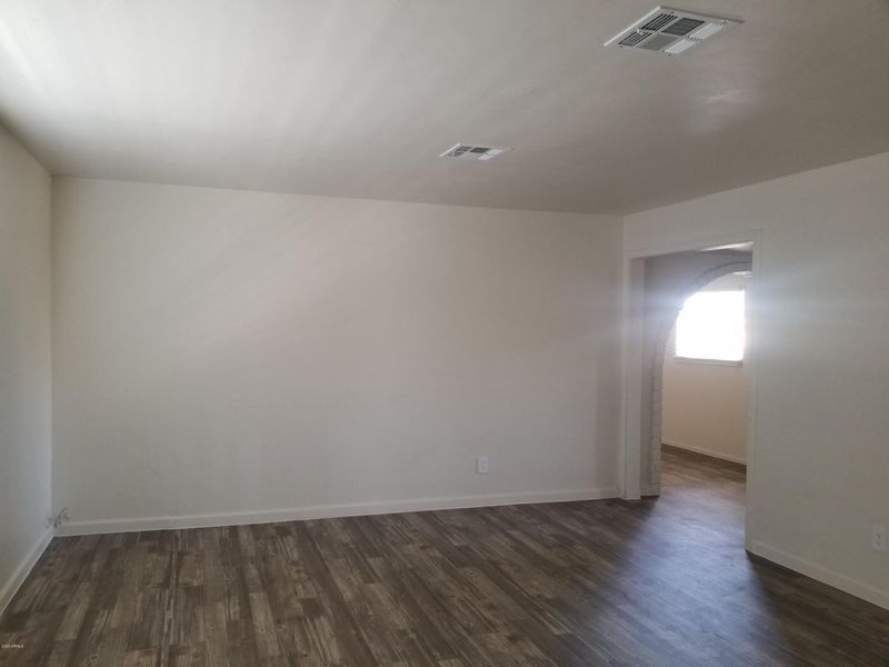 6045 S 14th Pl, Phoenix, AZ 85042