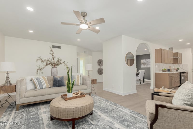 6048 Hobart St, Mesa, AZ 85205