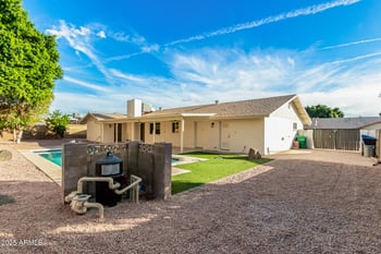 6048 Hobart St, Mesa, AZ 85205