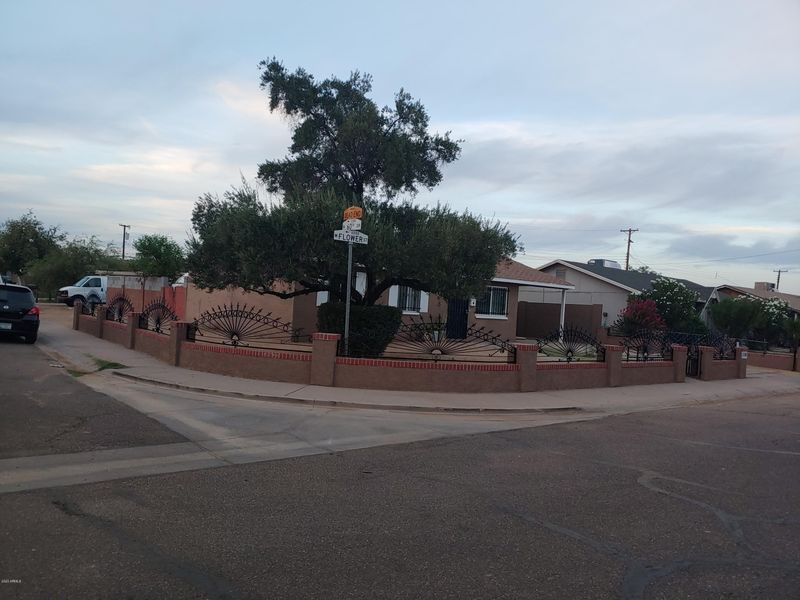 6048 W Flower St, Phoenix, AZ 85033