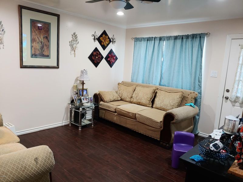 6048 W Flower St, Phoenix, AZ 85033