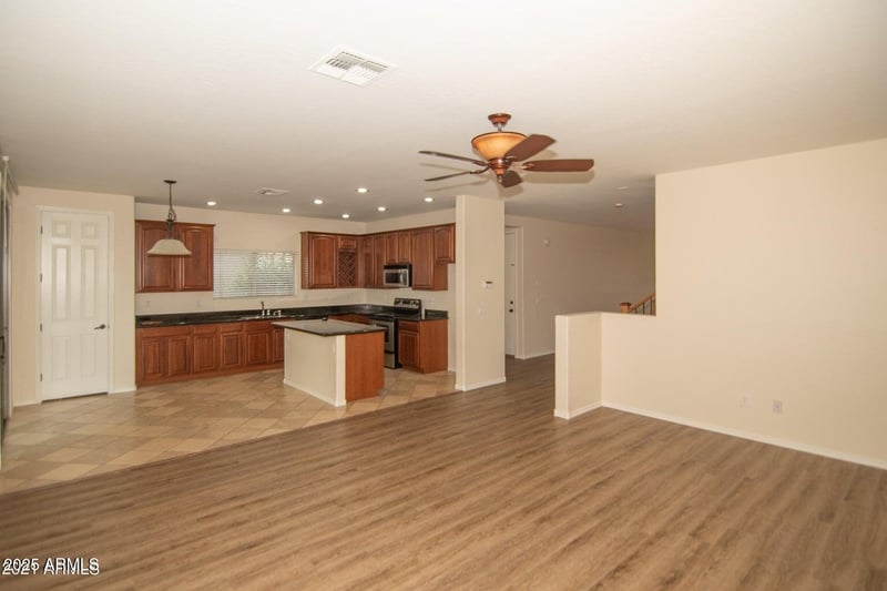 605 111th Dr, Avondale, AZ 85323