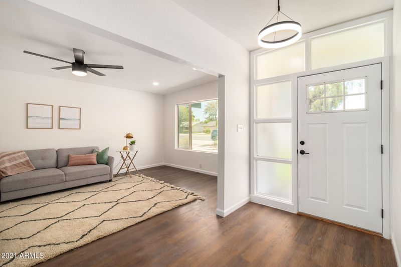 605 E Alameda Dr, Tempe, AZ 85282
