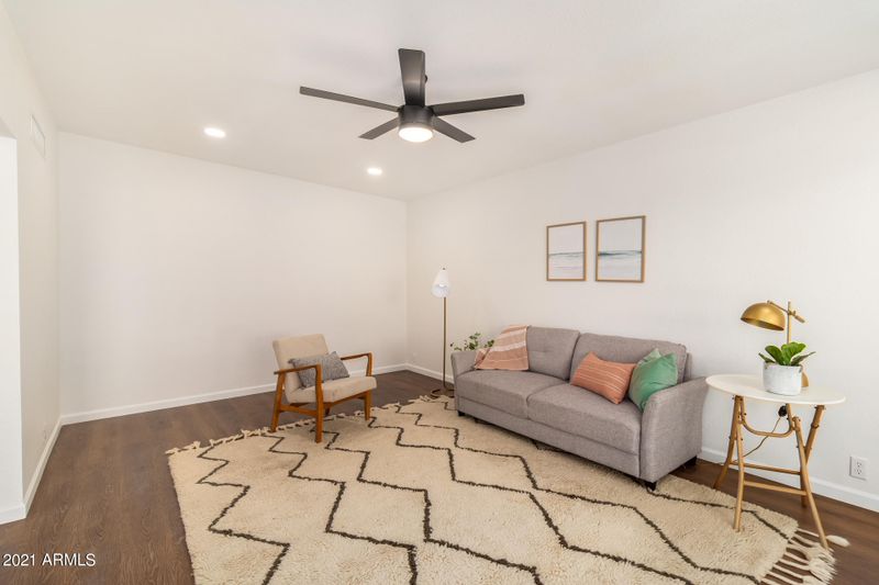 605 E Alameda Dr, Tempe, AZ 85282